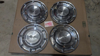 1959 - 69 雪佛兰 IMPALA CORVETTE BISCAYNE 原装 14' 双旗集线器盖 — 第 1/4 张图片