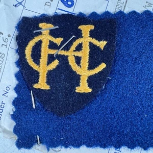 Hawksworth Cricket Club Leeds 1975 Embroidered Fabric Blazer Badge Sample - Picture 1 of 6