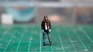 Kepopic Miniature Figure Scale 1/64 For Diecast - Picture 1 of 3