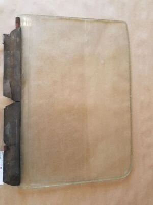 Oldsmobile 88 1951 conductores puerta delantera vidrio sedán de 4 puertas Foto 1 de 4