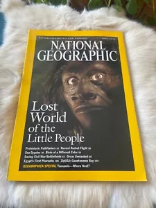 National Geographic - April, 2005 Lost World of the Little People Civil War Map - Foto 1 di 4