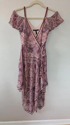 Vestido BCBGMaxazria Envolvente M Rosa Pañuelo Tibetano Boho Hombro Descubierto Fluido $348 Foto 1 de 4
