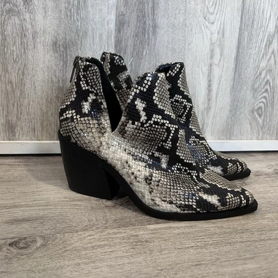 Vince Camuto Bibestie Snakeskin Leather Ankle Booties Womens 8 Block Heel Boots - Image 1 of 4