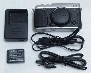 "Excellent" Fujifilm X Series X-E1 16.3MP Digital SLR Camera Silver Body Only - Picture 1 of 15