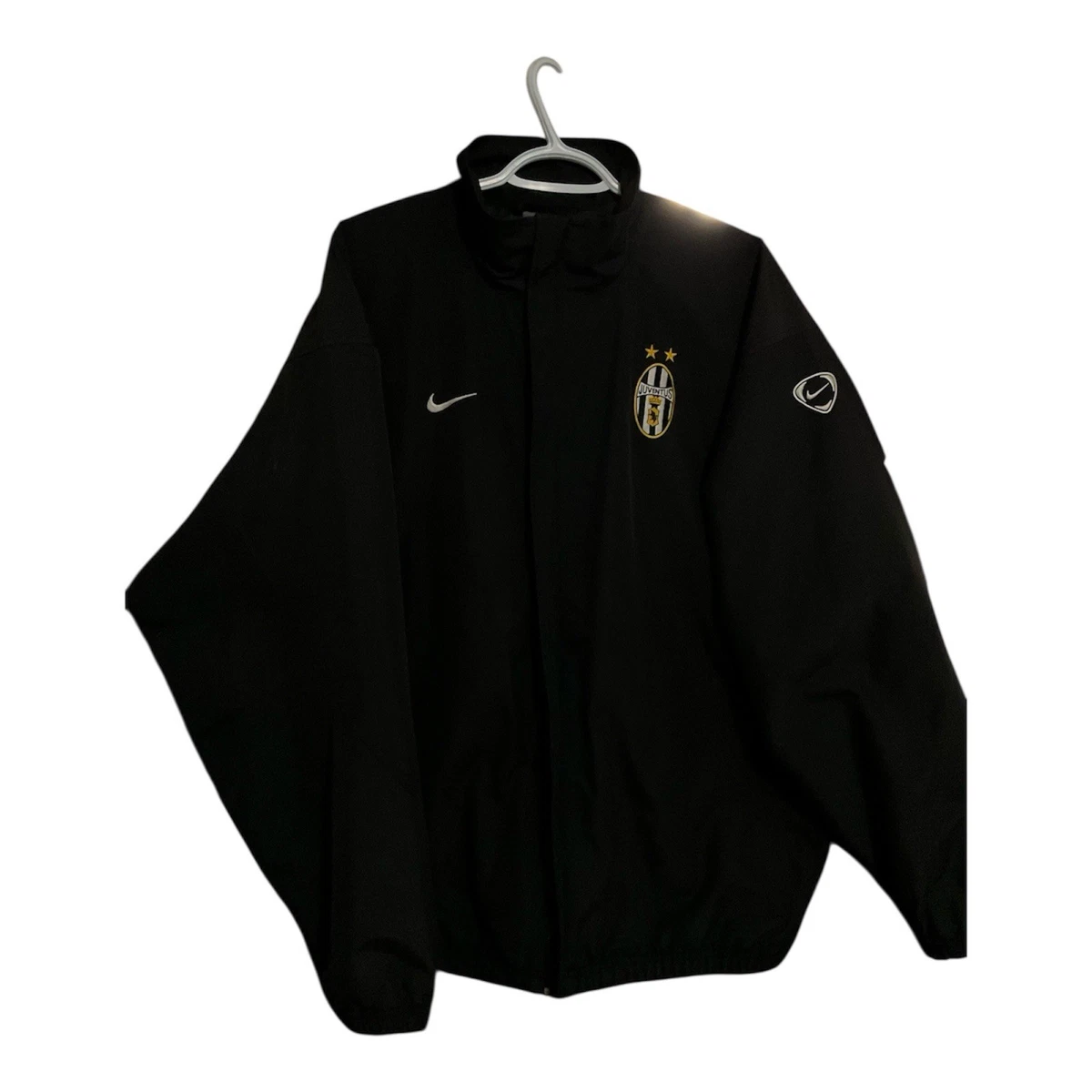 Preços baixos em Ventilador de Futebol Clube Internacional Nike