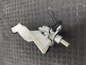 MERCEDES CLA Brake Master Cylinder 2013-2019 1.6L M270.910 - Picture 1 of 4
