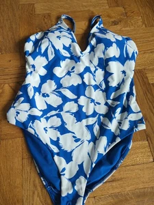 Blue & White Swimming Costume Size 18. F&F. - Picture 1 of 8