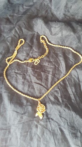 Collana Christian Dior vintage con ciondolo placcato oro rosa