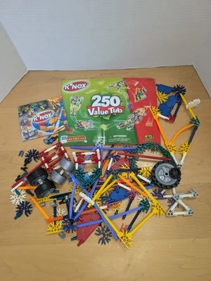 K'nex 200+ Piezas de Construcción Gran Lote Conectores Varillas Ruedas Folleto de Instrucciones Foto 1 de 4