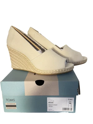 TOMS Michelle Lona Sin Teñir Natural Cuña Punta abierta Talla 7.5 Crema Nuevo en Caja Foto 1 de 4