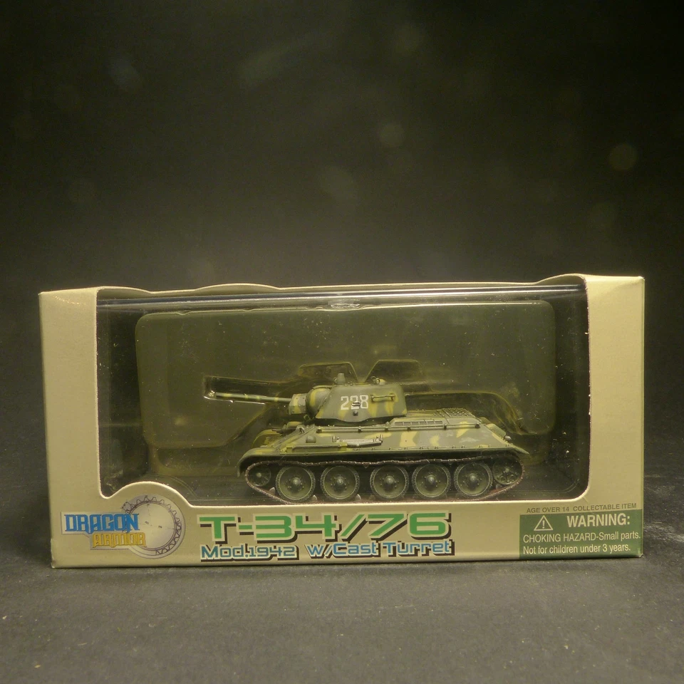 Dragon Armor 1/72 60214 T-34/76 Mod. 1942 1:72 with Cast Turret Leningrad 1943 - Immagine 1 di 3
