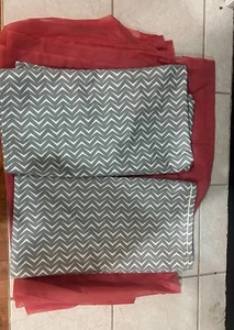 2 Panel Curtain  - Picture 1 of 1