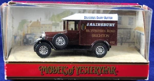 Matchbox of Yesteryear No: Y-19 1929 MORRIS COWLEY Van J.SAINSBURY Brighton Logo - Picture 1 of 16