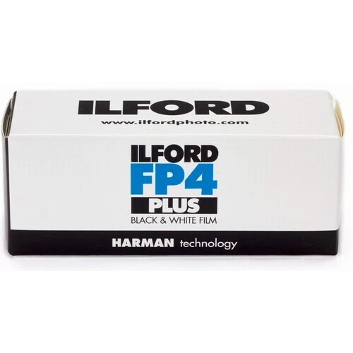 Ilford FP4 Plus - Black & white print film 120 (6 cm) ISO 125 - Image 1 of 2