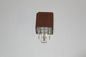 Relé de arranque para Vespa Primavera / Sprint 50 - CA01 - Imagen 1 de 1