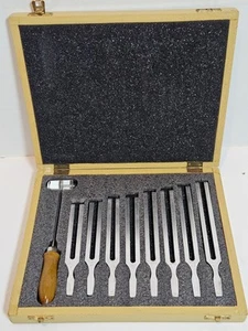 Vintage SET 8 Tuning Forks Music Violin Piano Hearing Vibration Sound Wood Box - Picture 1 of 7