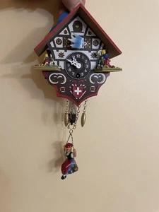 Vintage German Hansel And Gretel House Wooden Cuckoo Clock J. Engsiler Working - Picture 1 of 4
