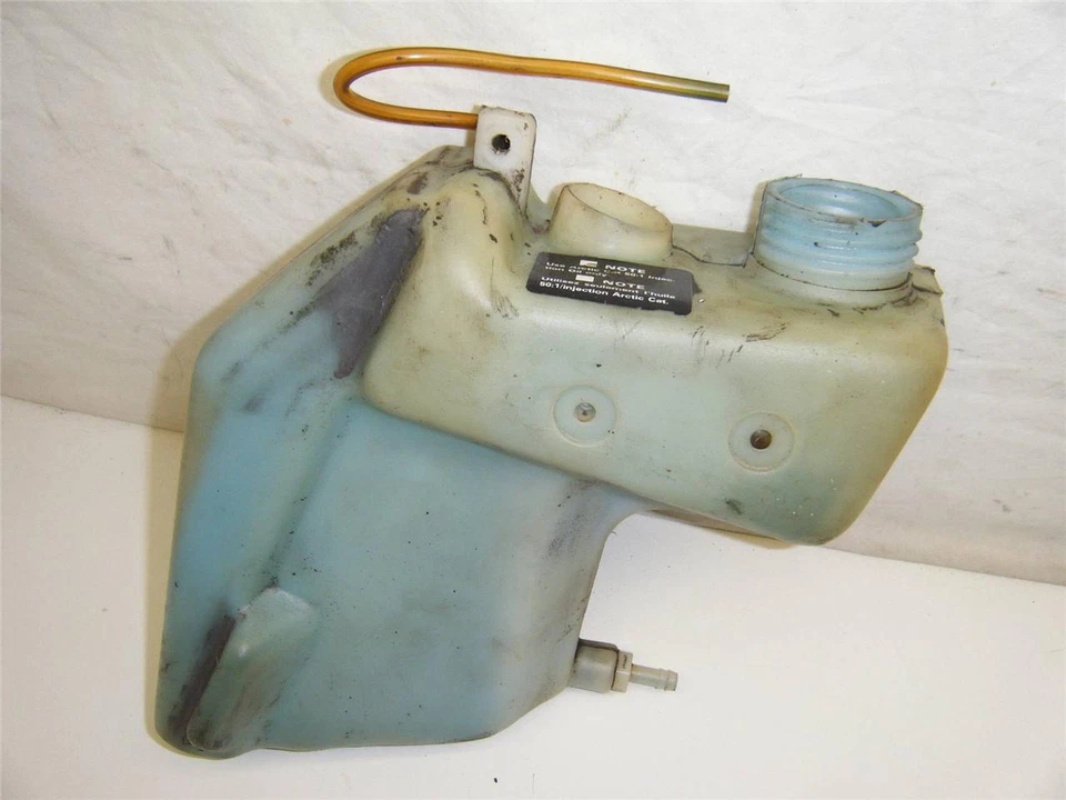 93 94 96 ARCTIC CAT EXT 580 ZR COUGAR BEARCAT JAG PANTHER PROWLER PUMA OIL TANK - Image 1 of 1