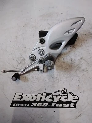 Suzuki Hayabusa 2008 2020 conductor lado izquierdo soporte de clavija, clavija y palanca de cambios Foto 1 de 3