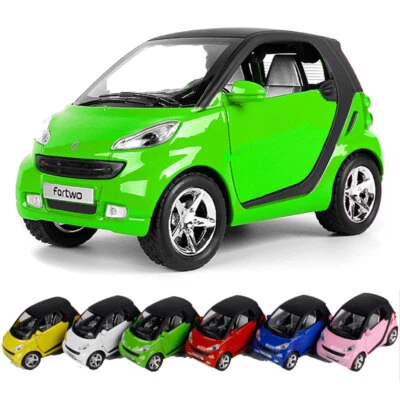 1:24 Smart ForTwo Automodell Druckguss Spielzeug fur Männer Kind Junge Sammlung - Bild 1 von 4