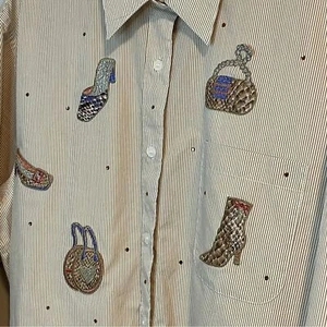 Women's Button Down Shirt with Embroidered Accessories - Picture 1 of 8