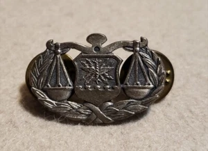 Mini cappello/spilla da bavero USAF giudice avvocato distintivo professionale - Foto 1 di 3