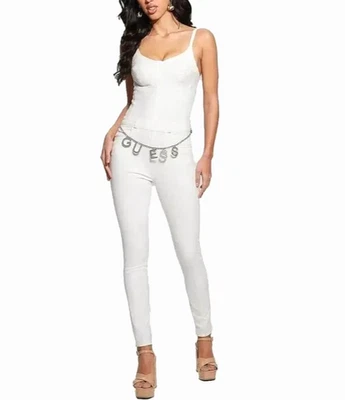 Macacão jeans magro GUESS logotipo pedras cinto zíper costas bustiê bolsos com peso P/P - Imagem 1 de 4