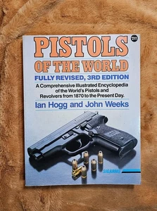 Pistols Of The World By Hogg - Weeks 1992 Vintage Paperback - Imagen 1 de 2