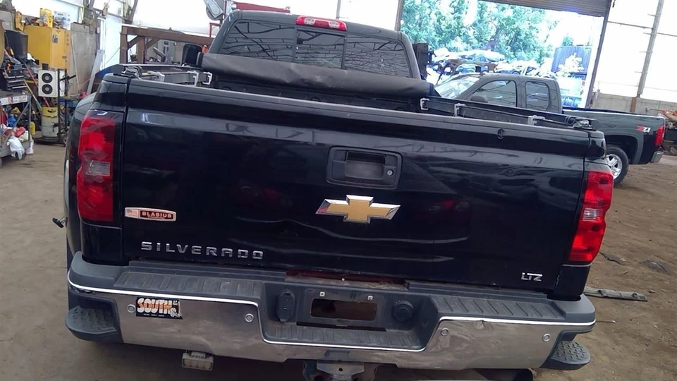 (LOCAL PICKUP ONLY) Rear Bumper Step DRW Chrome Bumper Fits 15-19 SIERRA 3500 PI Foto 1 de 4