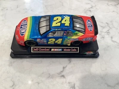 1:43 1999 Hasbro DUPONT #24 Jeff Gordon Daytona 500 NASCAR Diecast - Image 1 of 2
