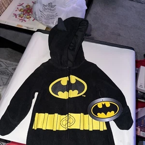 Kinderbekleidung Network DC Batman Einteiler mit Füßlingen Neu mit Etikett - Bild 1 von 4