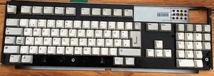 1 sztuka Przycisk do Commodore AMIGA 1200 Klawiatura Mitsumi A1200 Klawisze Cap Touche - Zdjęcie 1 z 2