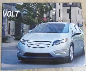 2013 Chevrolet Volt 32 pagine catalogo brochure di vendita - auto elettrica ibrida chevy - Foto 1 di 10