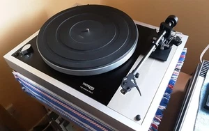 Thorens TD160B Mk2 Turntable +Goldring 202 Arm - Picture 1 of 6