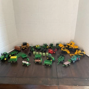 Mix Of John Deere ERTL And CAT Toys.  Mostly Plastic, Few Metal - Picture 1 of 6