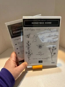 Honeybee Home Stamps & Honeybee blooms dies - retired Stampin' UP! - Picture 1 of 2