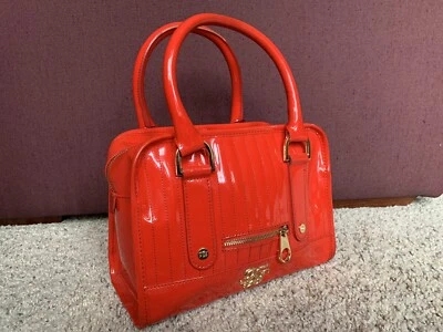 VINTAGE TED BAKER RED HANDBAG - Image 1 of 4