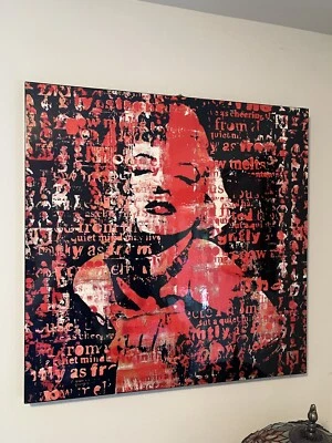 Arte de pared Marilyn Monroe 31x31 PESADO rojo negro collage de palabras perfecto sobre un sofá Foto 1 de 3