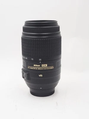 Nikon AF-S 55-300mm f/4.5-5.6G ED DX VR lens (U39257) US RESIDENTS ONLY - Image 1 of 3