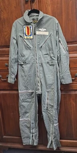 Traje de vuelo vintage USAF K-2B Flying Mans monos muy ligeros pequeños cortos años 60 - Imagen 1 de 5