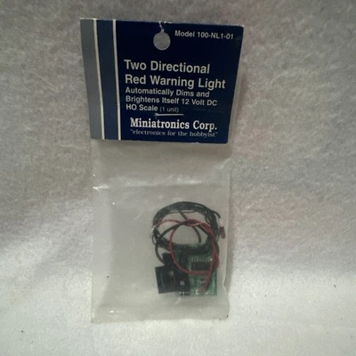 Miniatronics Ho Scale Two Directional Red Warning Light #Nl1-01 For Train Set - Image 1 of 4