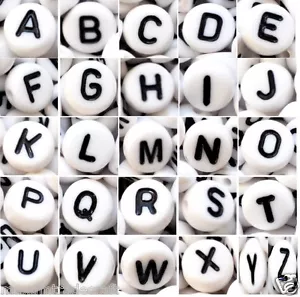 100 x 7mm white FLAT ROUND single & mixed (random) alphabet/letter acrylic beads - Picture 1 of 28