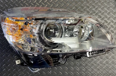 Bosch Right Headlight Assy - 1 305 630 550 - For Mercedes-Benz W204 C63 AMG - Image 1 of 4