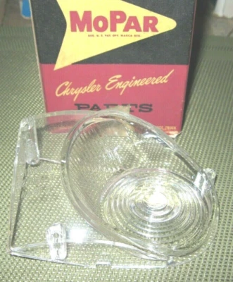 Новый из старых запасов Mopar 1962 Plymouth Belvedere, Savoy Wagon резервная лампа объектив, соответствующий набор - Изображение 1 из 3