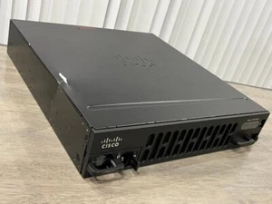 Véritable Cisco ISR4451-X/K9 V06 ISR 4451 PoE 4 ports sans problème d'horloge --Testé - Photo 1/6