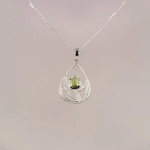 Peridot Celtic Pendant, Leaf Design, Semi Precious, Handmade Gemstone Jewellery - Picture 1 of 4