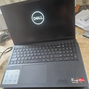Dell Inspiron 15 3535 15.6" AMD Ryzen 7 7730U 16GB 512GB SSD Poste Táctil - Imagen 1 de 4