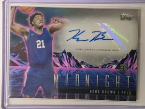 2024 TOPPS MIDNIGHT KOBE BROWN ROOKIE HORIZON SIGNATURES AUTO - Picture 1 of 2