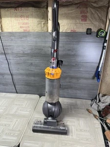 Dyson Ball Upright Vacuum Cleaner DC40 Multi Floor Lightweight Corded Bagless - Picture 1 of 17