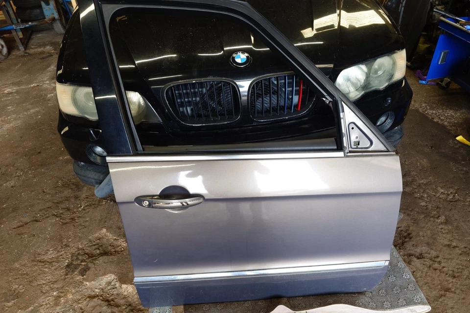 PUERTA DELANTERA FORD GALAXY LADO CONDUCTOR 2006-2015 MK3 GRIS (CIELO LUNAR)  Foto 1 de 4